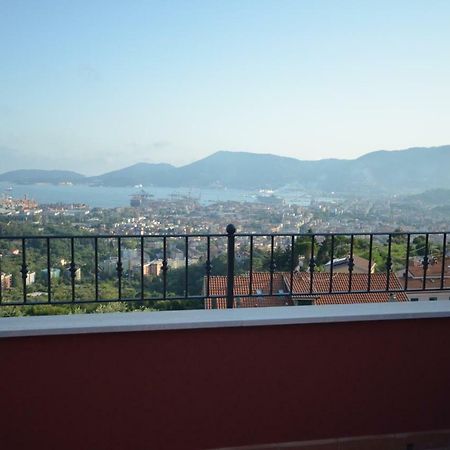 Apartmán La Casa Con Vista Di Emma Vezzano Ligure Exteriér fotografie