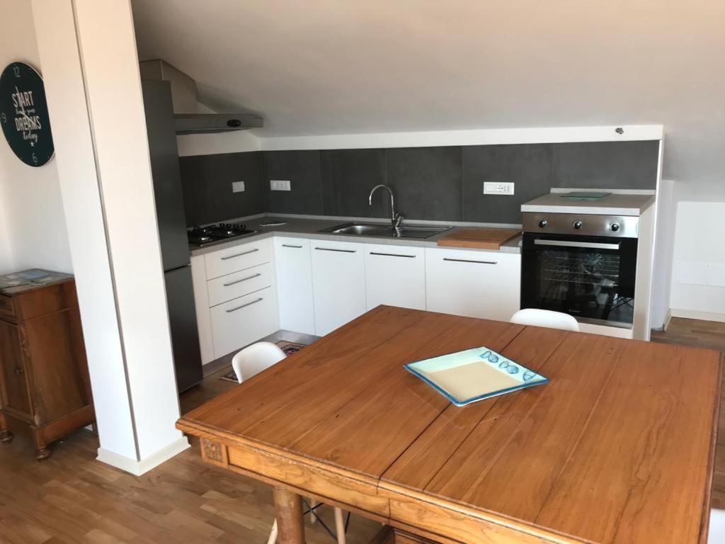 Apartmán La Casa Con Vista Di Emma Vezzano Ligure Exteriér fotografie