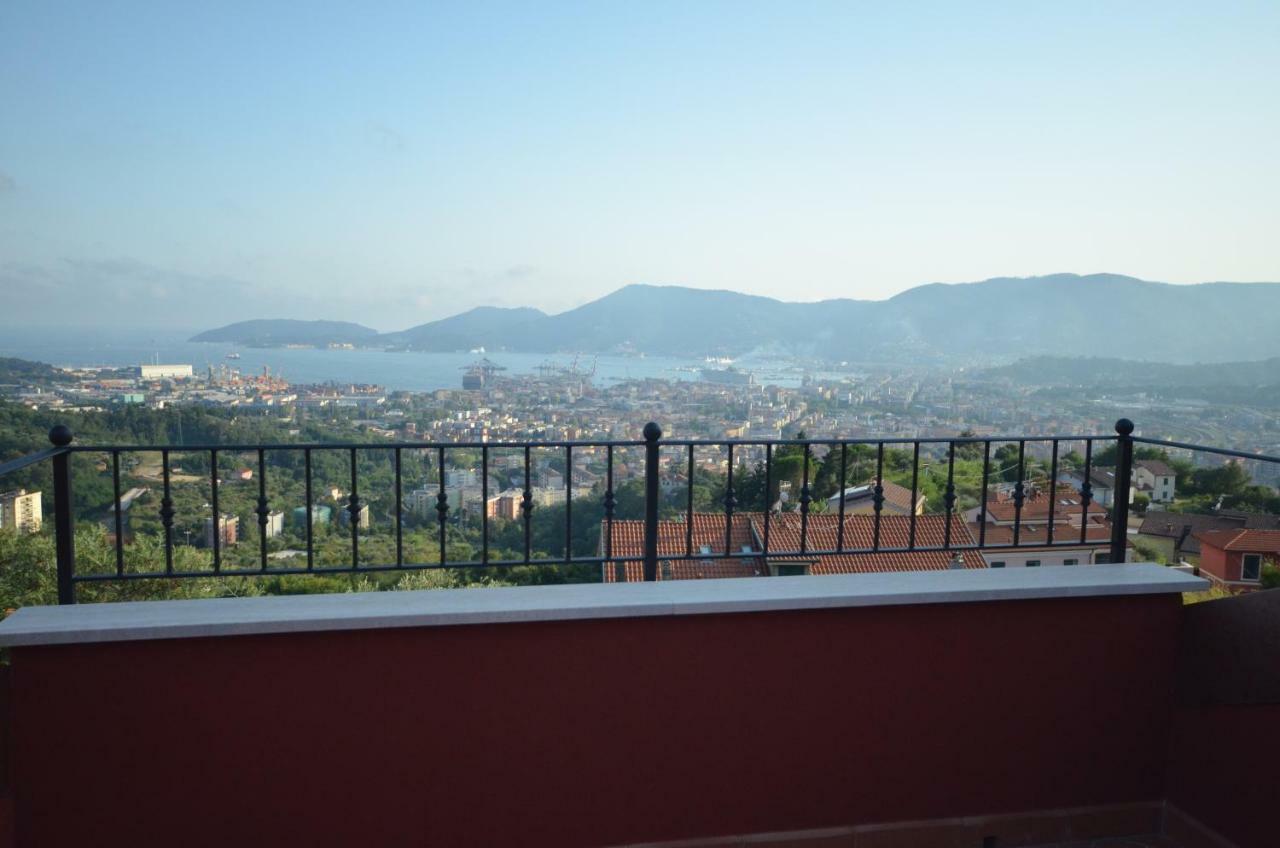 Apartmán La Casa Con Vista Di Emma Vezzano Ligure Exteriér fotografie
