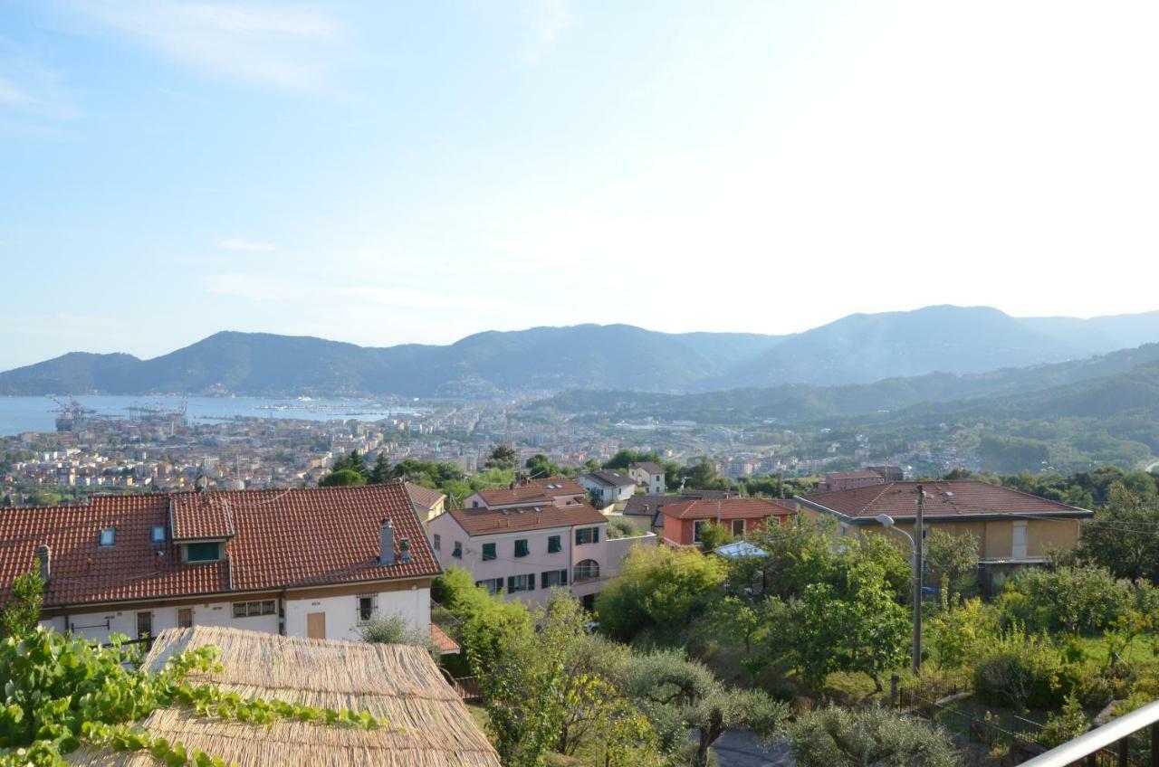 Apartmán La Casa Con Vista Di Emma Vezzano Ligure Exteriér fotografie