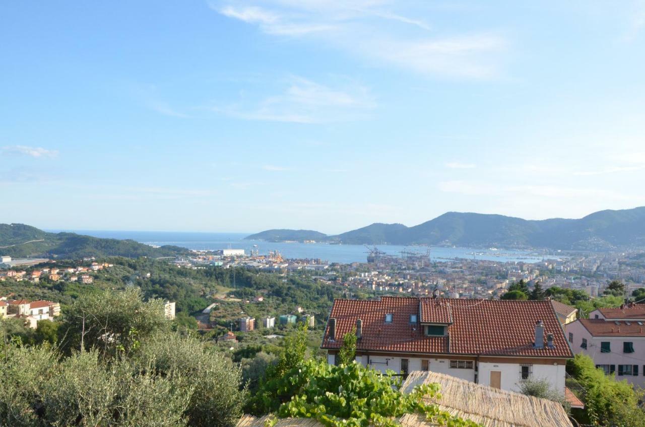 Apartmán La Casa Con Vista Di Emma Vezzano Ligure Exteriér fotografie