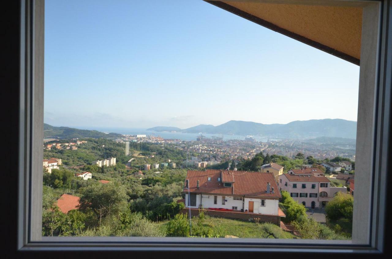 Apartmán La Casa Con Vista Di Emma Vezzano Ligure Exteriér fotografie
